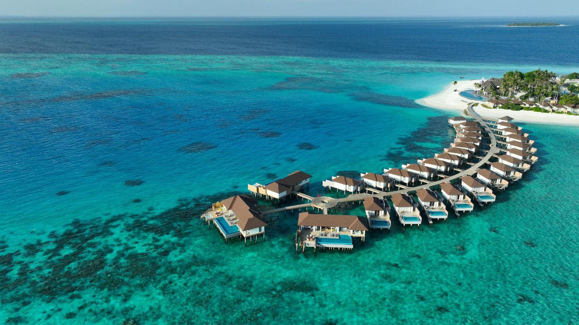 Avani Plus Fares Maldives Resort - 50 Percent Off On Seaplane Transfer For Minimum Stay Of 3 Nights And More For Stays Until 22 December 2025 Kendhoo Exterior photo