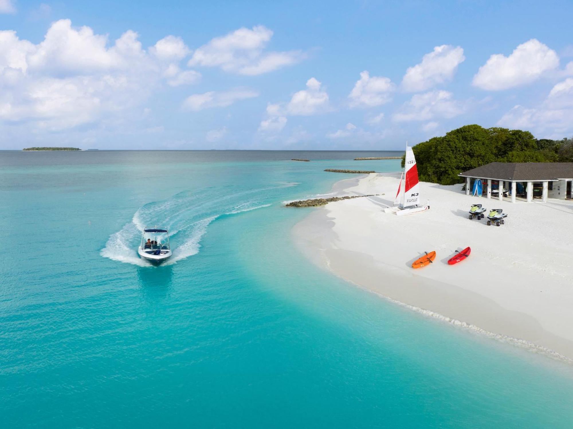 Avani Plus Fares Maldives Resort - 50 Percent Off On Seaplane Transfer For Minimum Stay Of 3 Nights And More For Stays Until 22 December 2025 Kendhoo Exterior photo