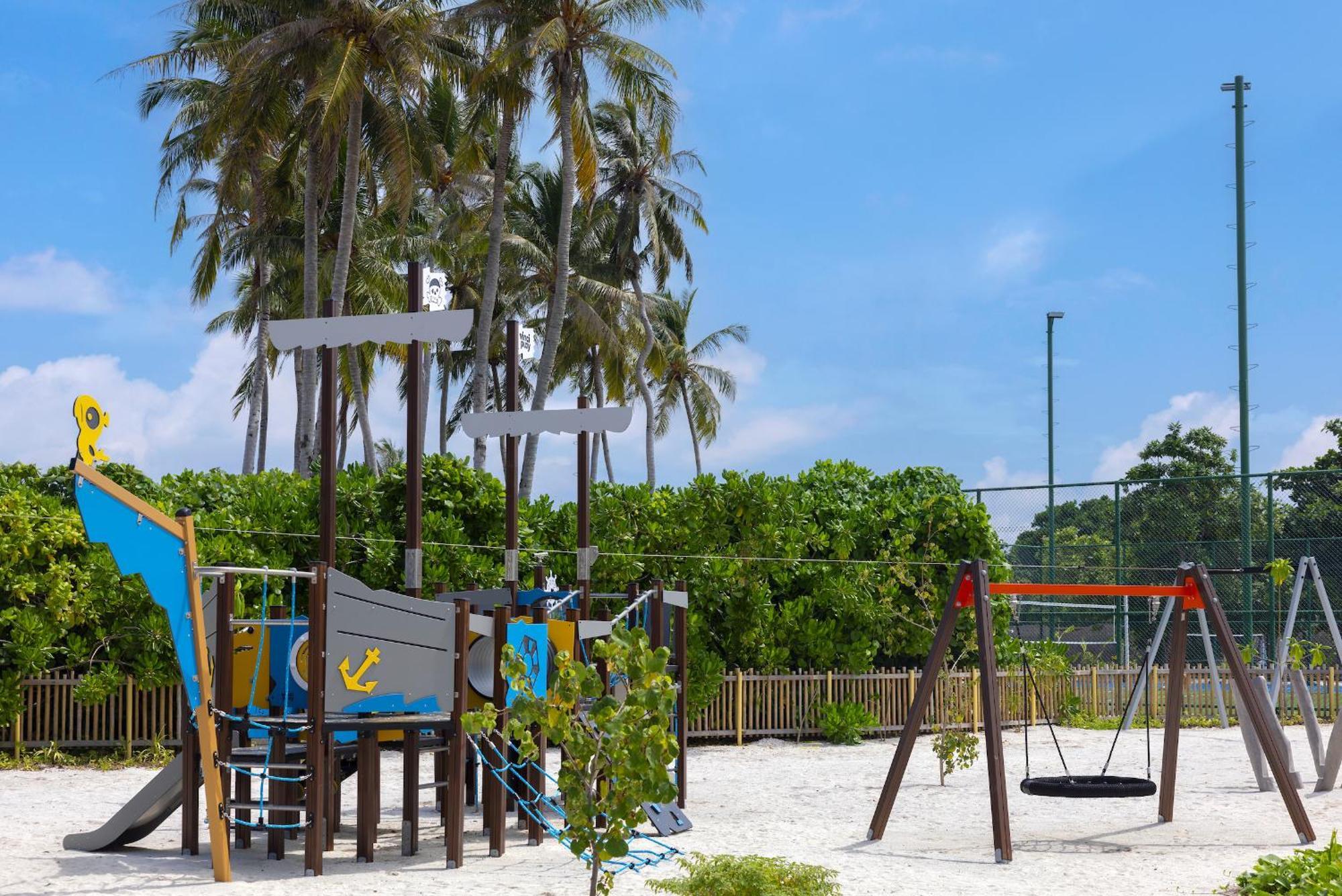 Avani Plus Fares Maldives Resort - 50 Percent Off On Seaplane Transfer For Minimum Stay Of 3 Nights And More For Stays Until 22 December 2025 Kendhoo Exterior photo